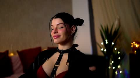 Snapshot of stella_shock chatting on January 28, 7:00 am Stella online show from January 28, 7:00 am