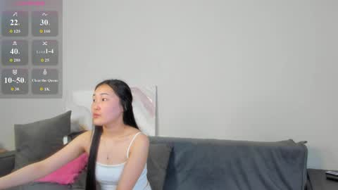 Stella online show from June 2, 9:11 am