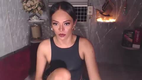 stella online show from October 9, 1:49 pm