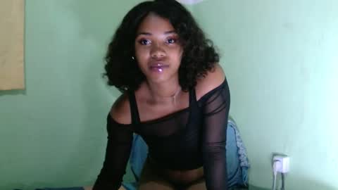 stellah2555 online show from April 10, 4:01 pm