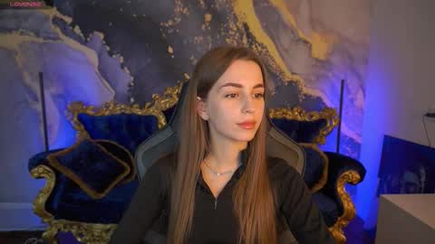 stellahoneywell online show from October 24, 1:23 pm