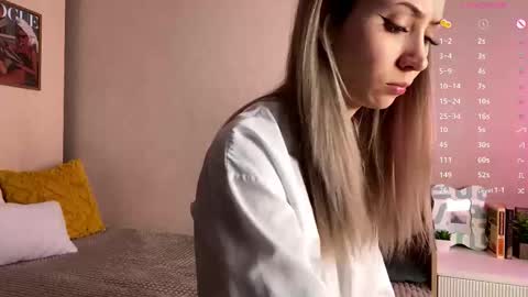 Alexia online show from March 28, 8:27 am