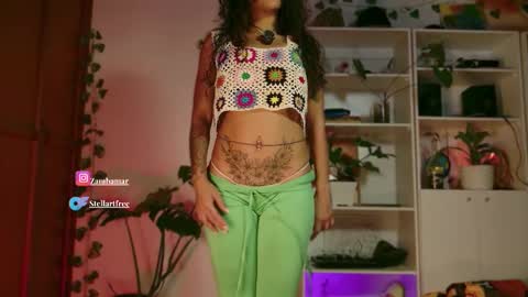 stellart_ online show from November 24, 4:11 am