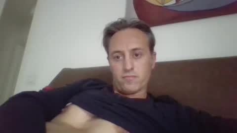 sten015 online show from December 3, 2:11 pm