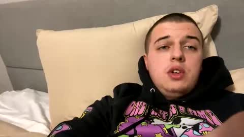 Snapshot of stepbro18 chatting on January 14, 11:16 pm Honestly Im a slut I have a high sex drive and I love talking to people off this platform  online show from January 14, 11:16 pm