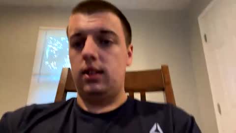 Snapshot of stepbro18 chatting on October 5, 9:22 pm Honestly Im a slut I have a high sex drive and I love talking to people off this platform  online show from October 5, 9:22 pm