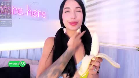 Snapshot of stephany__monroe chatting on September 22, 5:28 pm Stephany online show from September 22, 5:28 pm