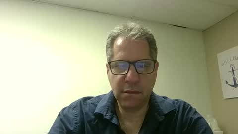 stephenhal9 online show from April 16, 8:42 pm