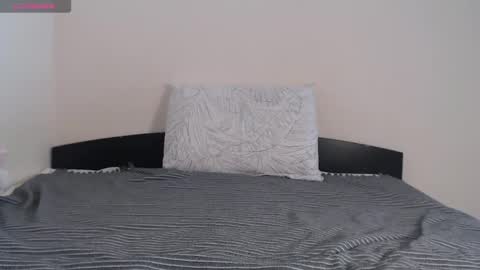 Snapshot of stephie_mrr chatting on March 9, 10:41 am Steph online show from March 9, 10:41 am