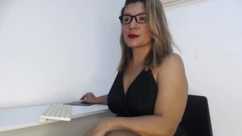 stephyjonesph online show from April 21, 3:30 pm