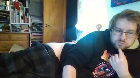 Ian23602 online show from May 10, 12:28 am