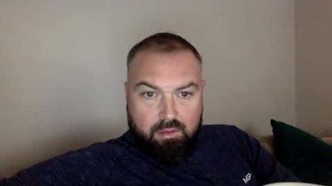 steve__1980 online show from November 18, 8:50 am