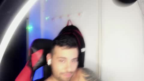 Steven online show from March 5, 1:36 am