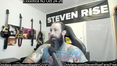 Snapshot of stevenrisenyc chatting on October 22, 2:37 am StevenRiseNYC online show from October 22, 2:37 am