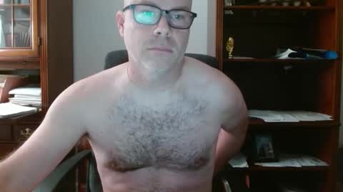 Snapshot of stevepre28 chatting on October 23, 11:05 pm stevepre28 online show from October 23, 11:05 pm