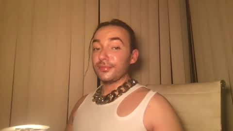 Snapshot of stevey_94 chatting on September 28, 11:36 pm gay tease online show from September 28, 11:36 pm