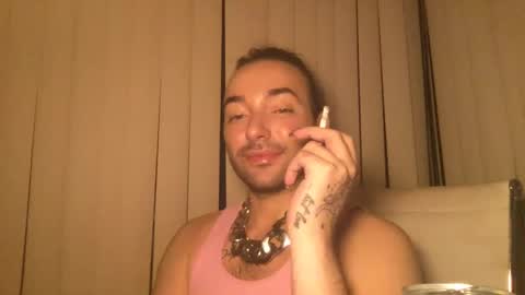 Snapshot of stevey_94 chatting on October 1, 8:13 am gay tease online show from October 1, 8:13 am