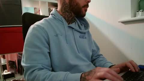 stevie_rae online show from November 9, 5:15 pm