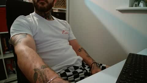 stevie_rae online show from November 15, 7:48 pm