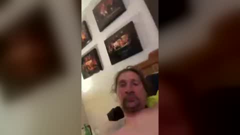 steviehardcock71 online show from August 10, 12:59 am