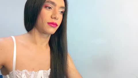 sthefany2512 online show from March 20, 1:43 am