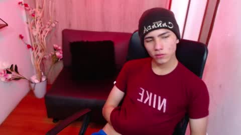 Stich online show from February 13, 2:31 pm