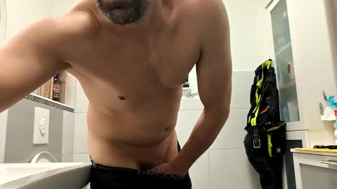 Stifflerger online show from April 7, 11:51 pm