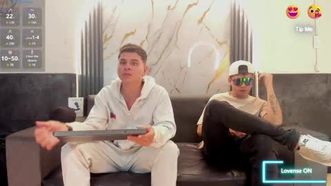 friends online show from May 15, 4:10 am