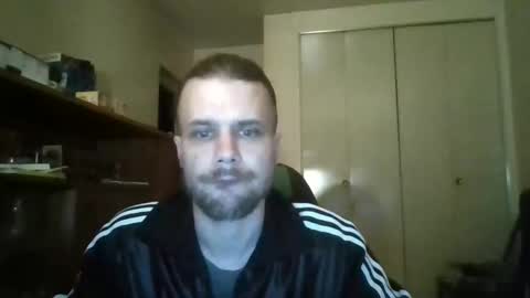 stockingsnfeet online show from May 14, 2:32 am