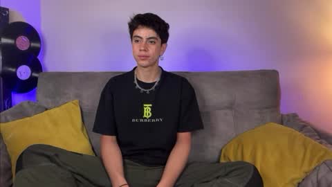 Stolas online show from March 4, 1:35 am