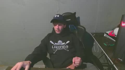 stonedpanda77 online show from February 1, 7:05 am