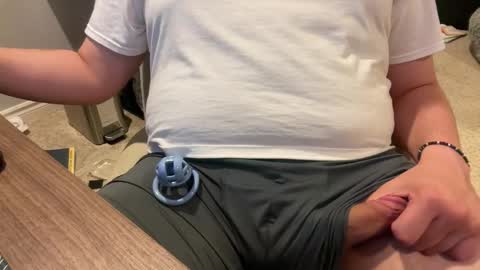 OC Caged Boy online show from April 22, 6:31 am