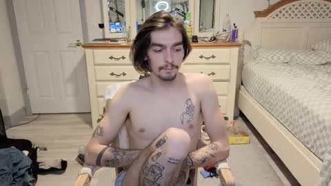 str8whiteboy21 online show from March 10, 11:36 am