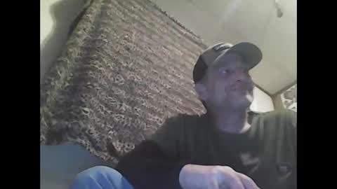 straightmaletouse online show from April 28, 4:39 am