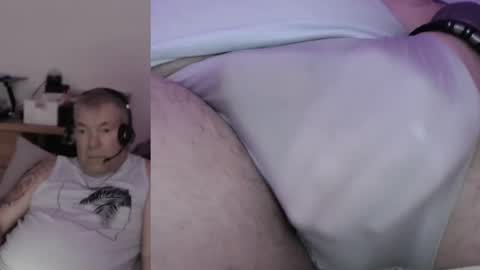 Stranger online show from October 18, 10:03 pm