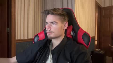 stratman301 online show from November 24, 2:10 am