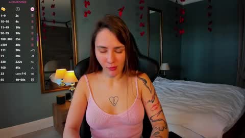 Laura online show from March 8, 4:45 am