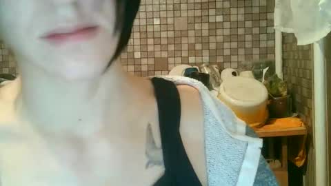 Strawberry Storm online show from November 3, 9:49 pm