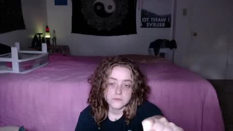 Strawberrylotsacake online show from March 30, 2:39 pm