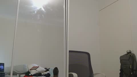 Justine Stray online show from February 9, 10:56 pm