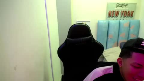 Street online show from April 21, 8:27 pm