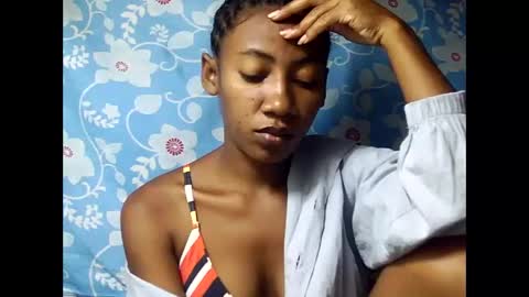 strevah9794 online show from March 5, 7:01 pm