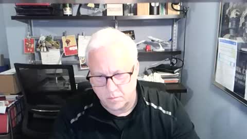 Stroking For You online show from November 18, 6:44 pm