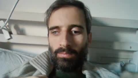 stroke1 online show from December 17, 8:12 am