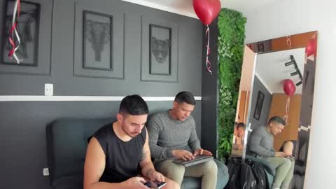 STUD HUNK LATIN online show from February 19, 1:17 pm