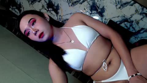 stunning_andrea69 online show from July 21, 5:09 am