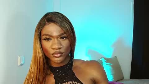 Suanny Klatten  It is my account independent  online show from March 6, 2:29 pm