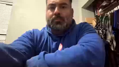 Snapshot of suavecito67 chatting on October 17, 2:15 am suavecito67 online show from October 17, 2:15 am