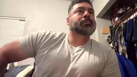 Snapshot of suavecito67 chatting on October 14, 2:36 am suavecito67 online show from October 14, 2:36 am