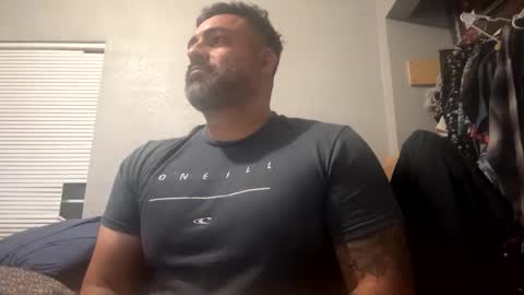 Snapshot of suavecito67 chatting on September 30, 2:55 am suavecito67 online show from September 30, 2:55 am